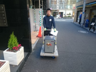 台車に乗せ換え